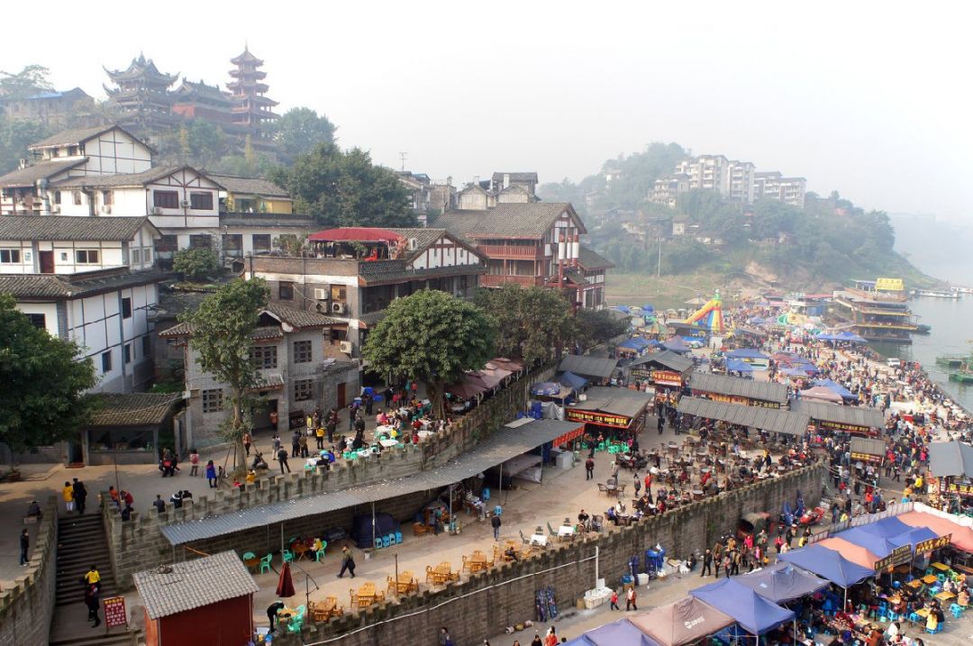 游攻略(开放时间+门票+路线)开元棋牌重庆渣滓洞白公馆一日(图4) 游攻略(开放时间+门票+路线)开元棋牌重庆渣滓洞白公馆一日(图4)